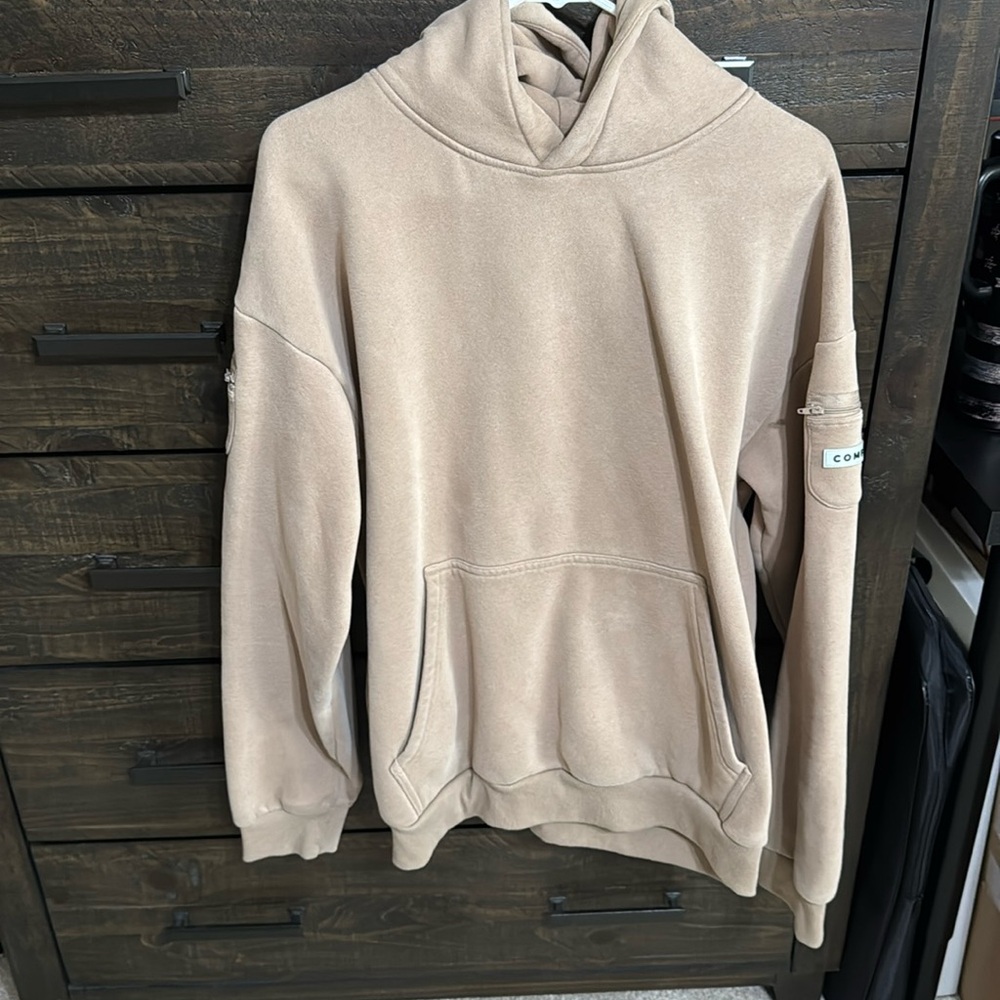 Comfrt clothing Travel Essentials oversized Hoodie, Color: Latte, Large